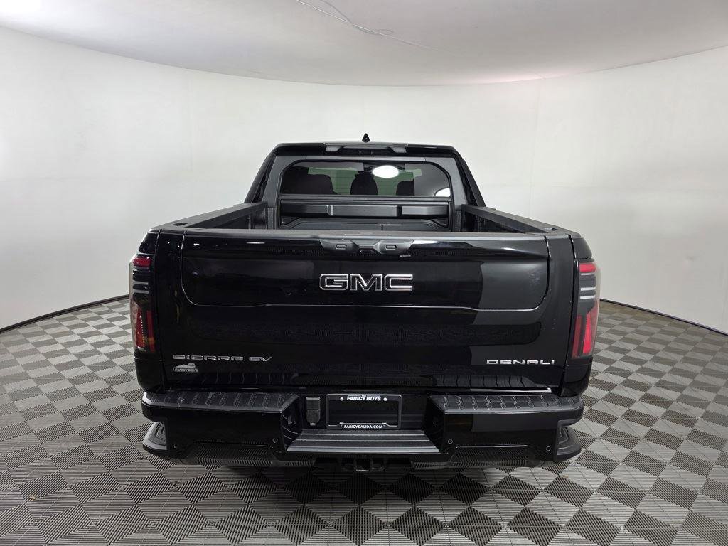 Used 2025 GMC Sierra EV Denali image 4