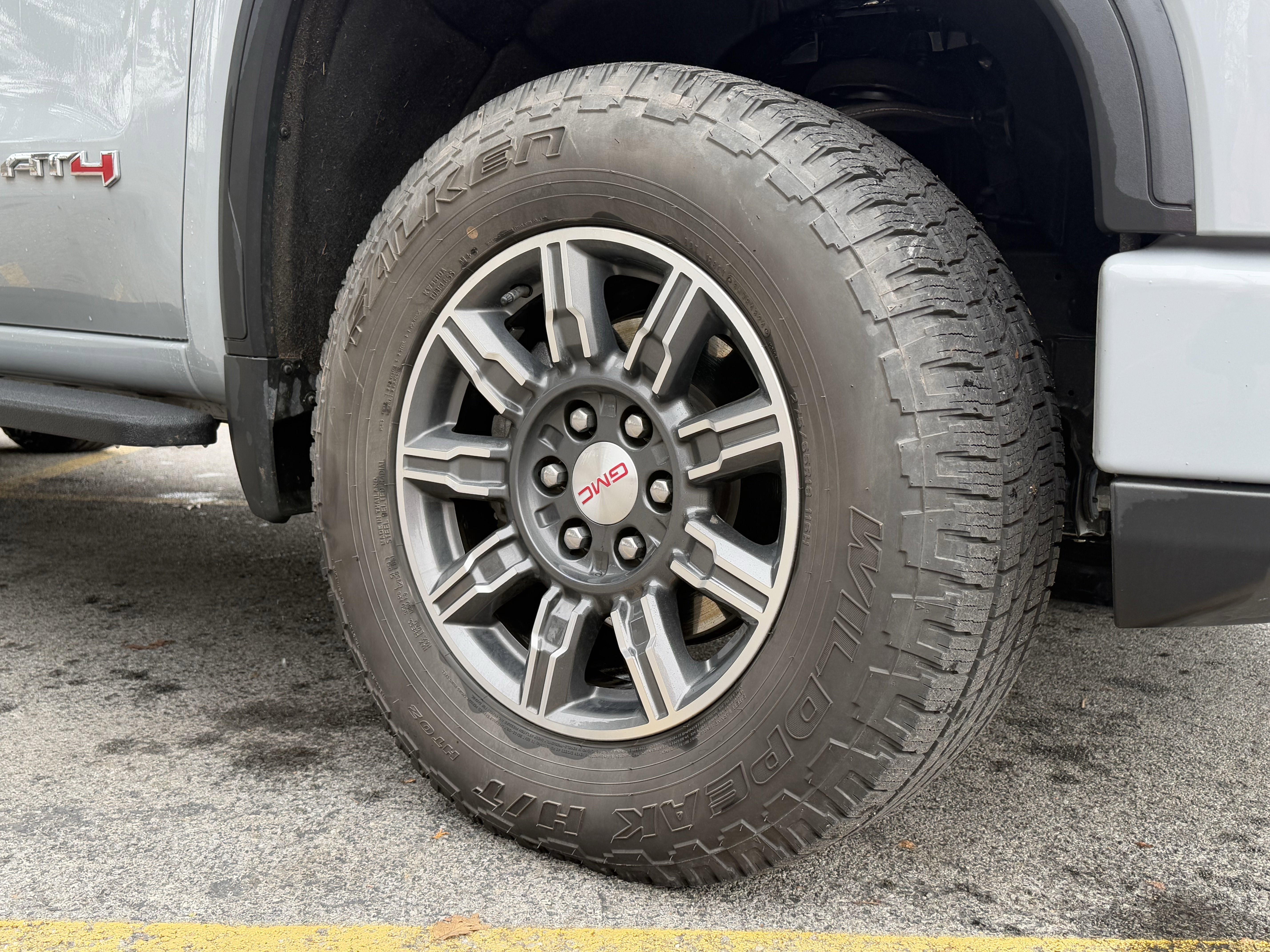 Used 2024 GMC Sierra 1500 AT4 w/ AT4 Premium Package image 13