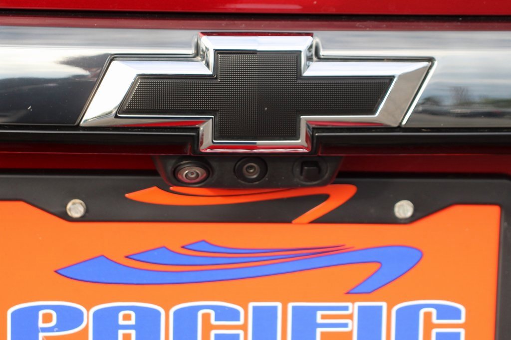 Used 2023 Chevrolet Traverse RS image 53