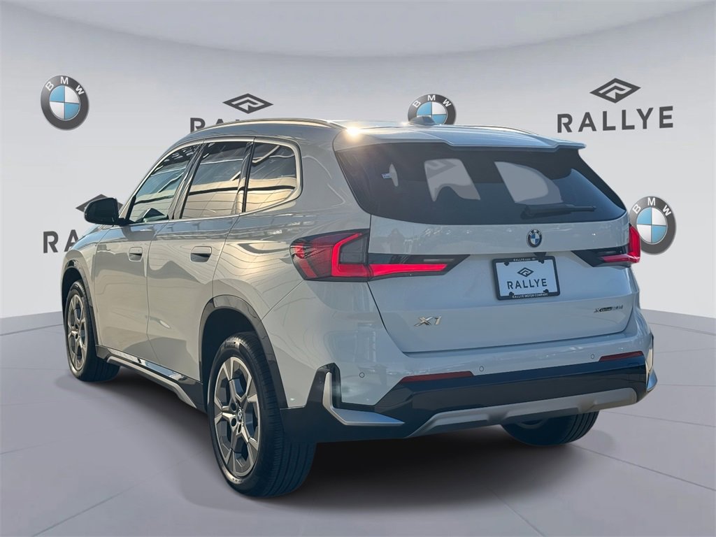 Certified 2025 BMW X1 xDrive28i w/ Convenience Package image 9