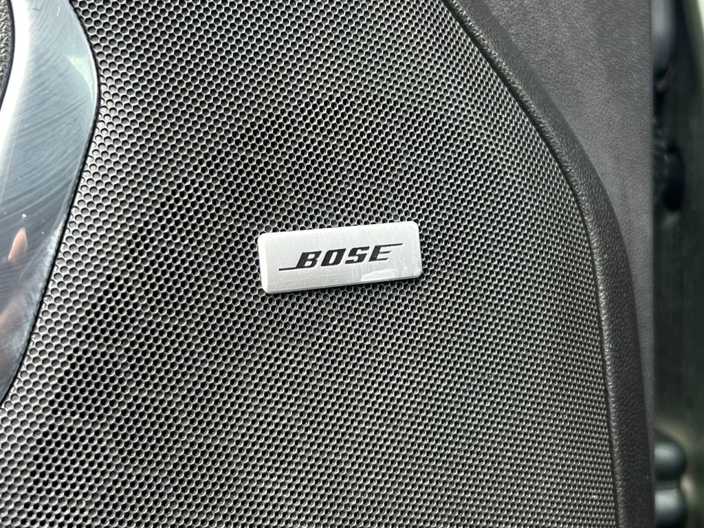 Used 2023 Chevrolet Suburban Premier image 34