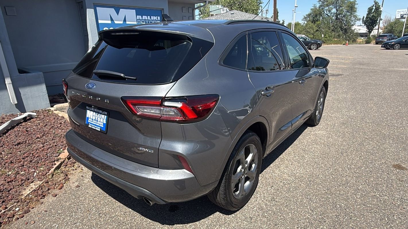Used 2024 Ford Escape ST-Line image 9