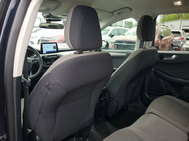 Used 2021 Ford Escape SE w/ SE Sport Appearance Package image 13