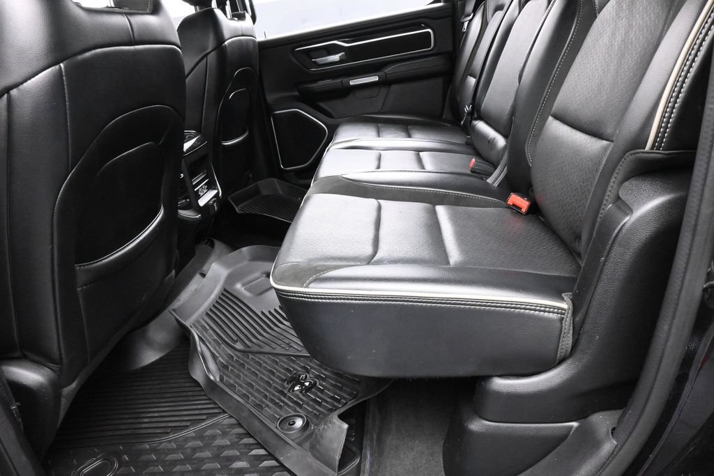 Used 2020 RAM 1500 Laramie w/ Sport Appearance Package AWD/4WD image 31