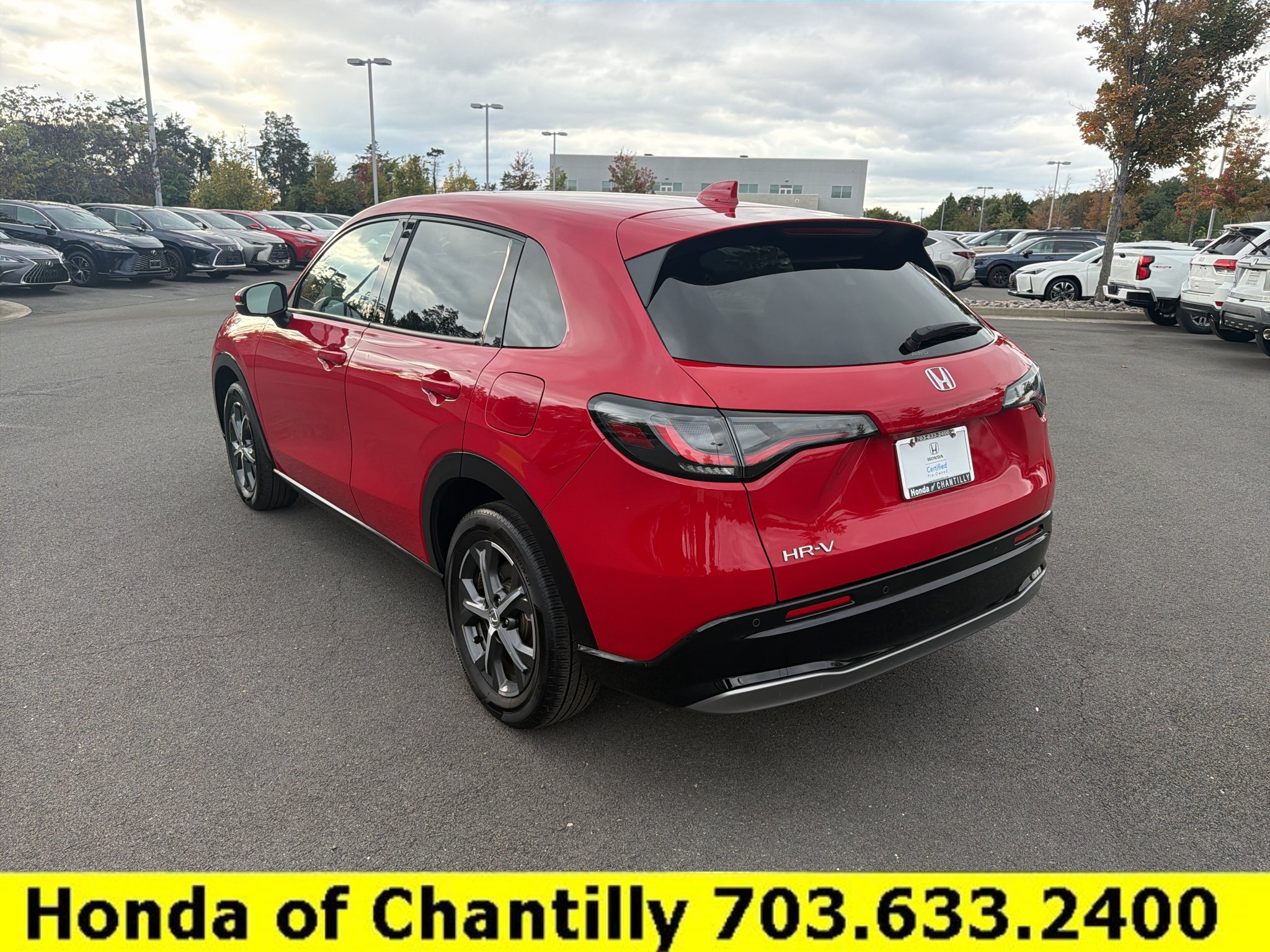 Certified 2025 Honda HR-V EX-L image 5