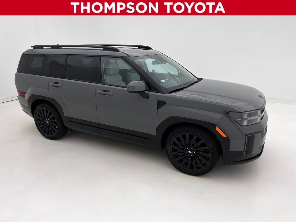 Used 2025 Hyundai Santa Fe Calligraphy image 1