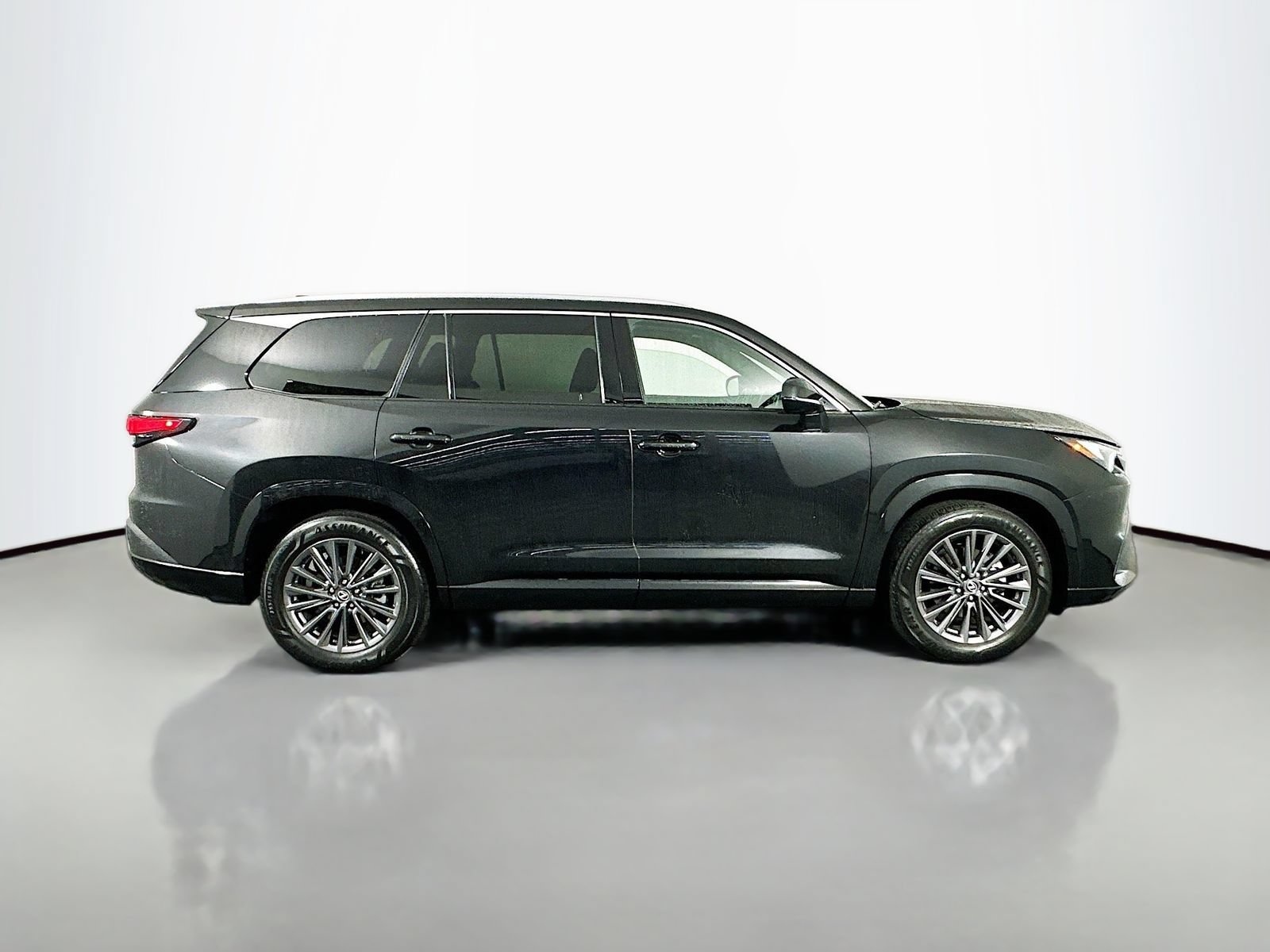Used 2024 Lexus TX 350 AWD w/ Cold Weather Package image 8