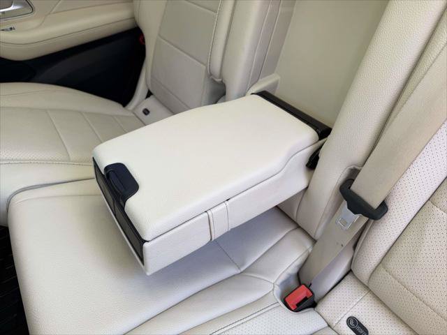Used 2021 Mercedes-Benz GLS 450 4MATIC image 20