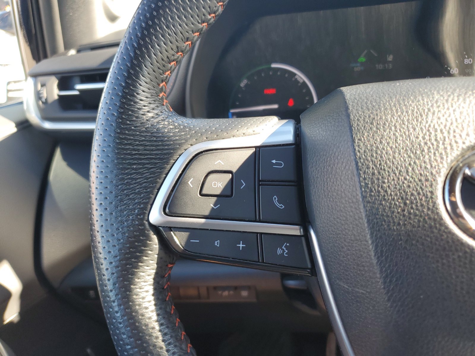 Certified 2024 Toyota Sienna XSE w/ XSE Plus Package FWD image 20