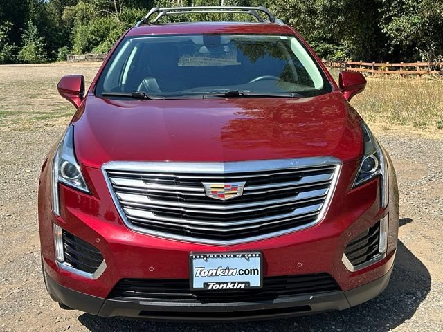 Used 2017 Cadillac XT5 Luxury AWD/4WD image 3
