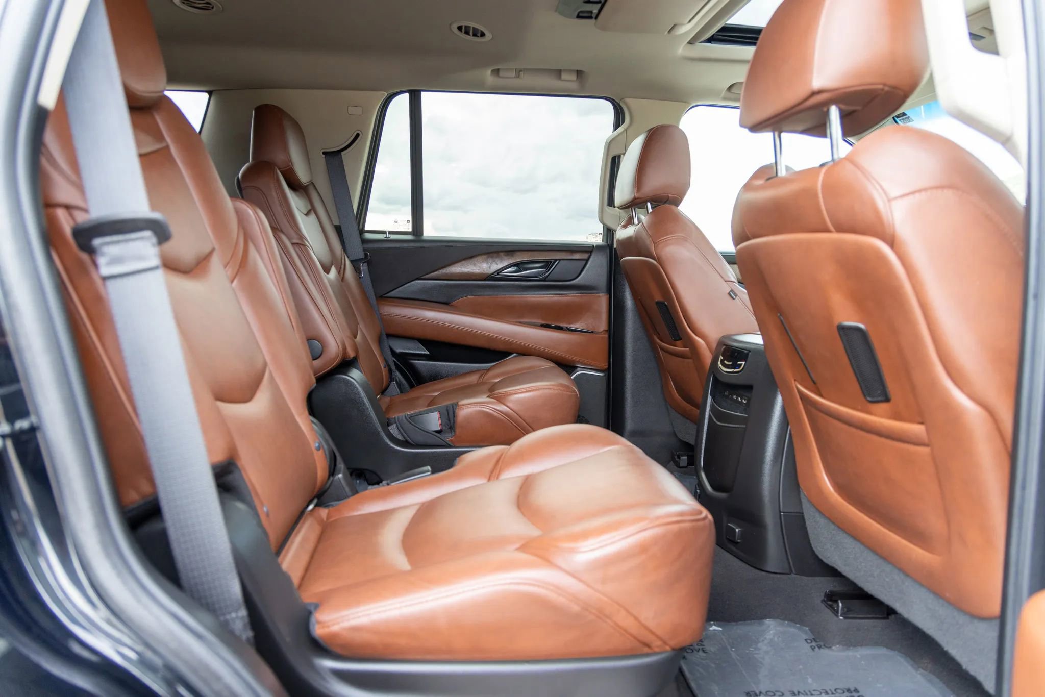 Used 2019 Cadillac Escalade Premium Luxury image 19