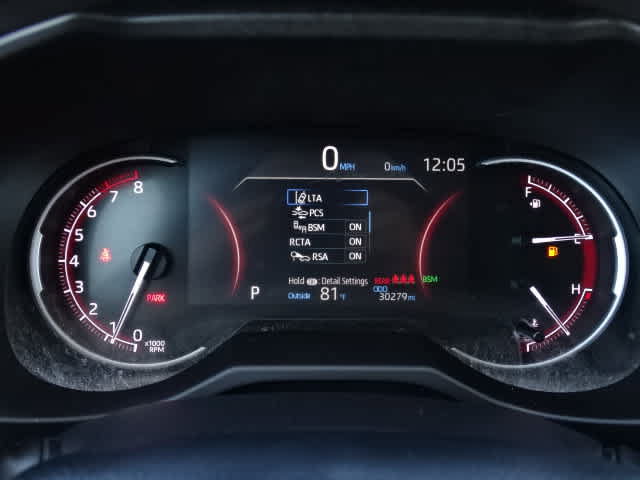 Certified 2025 Toyota RAV4 LE FWD image 25