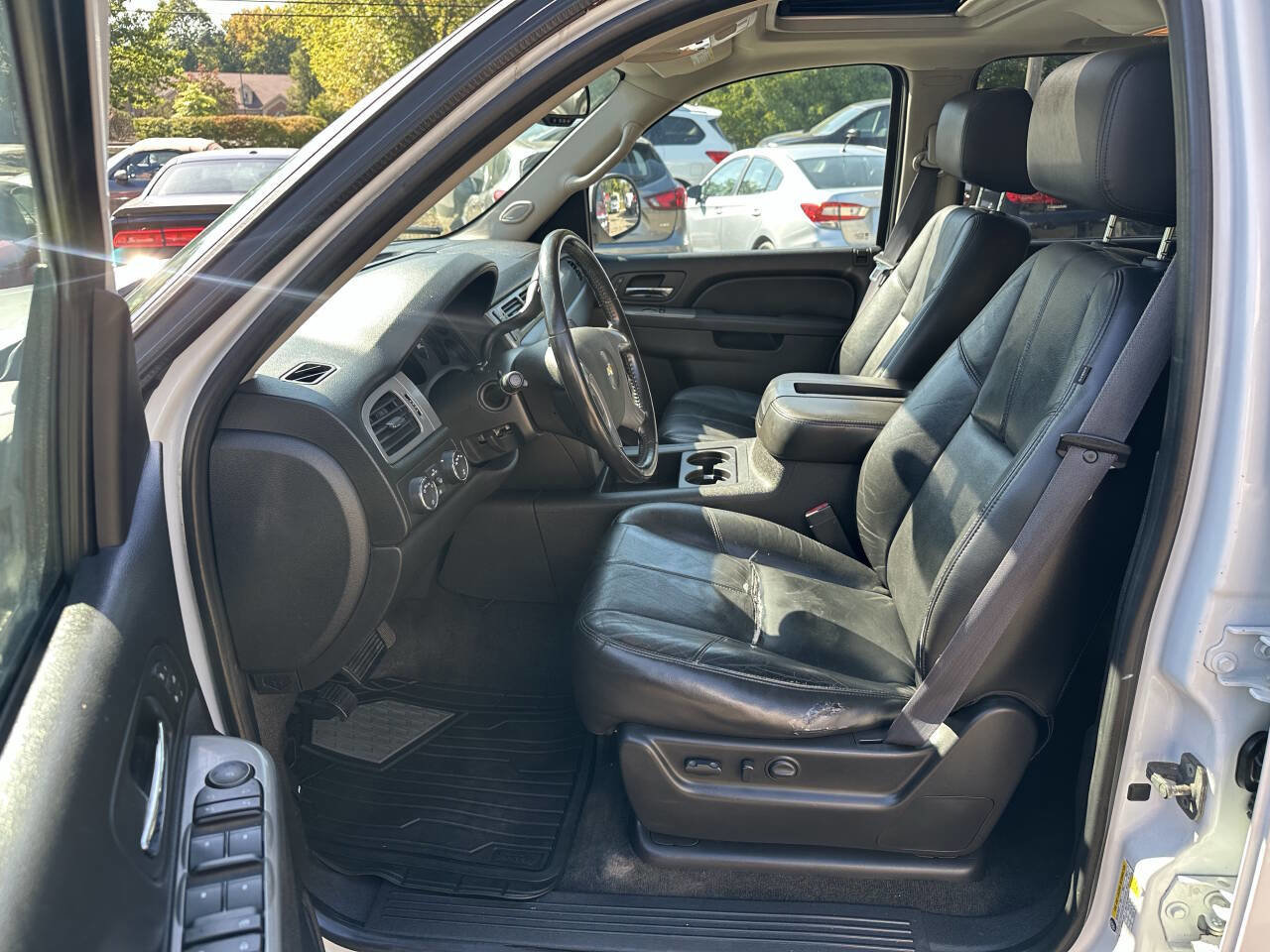 Used 2011 Chevrolet Tahoe LT w/ Luxury Package image 21