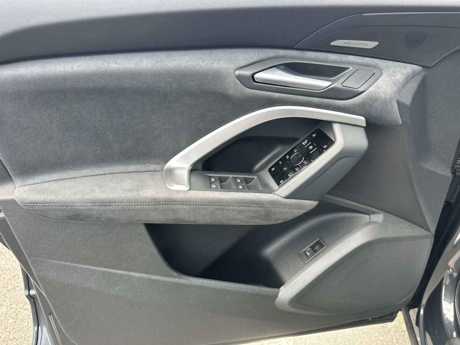 New 2026 Audi SQ5 Premium Plus AWD/4WD image 11