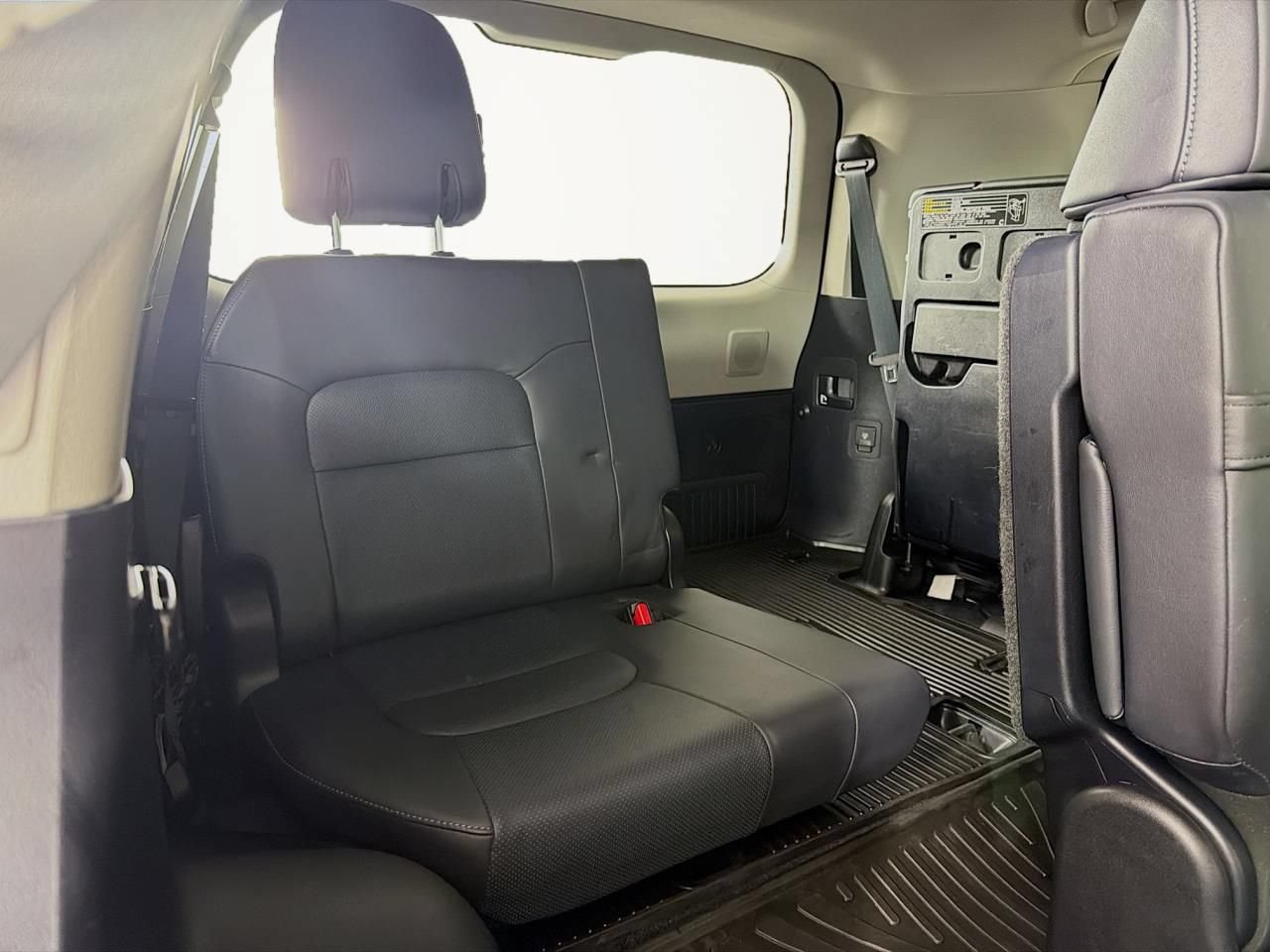 Used 2016 Toyota Land Cruiser AWD/4WD image 41