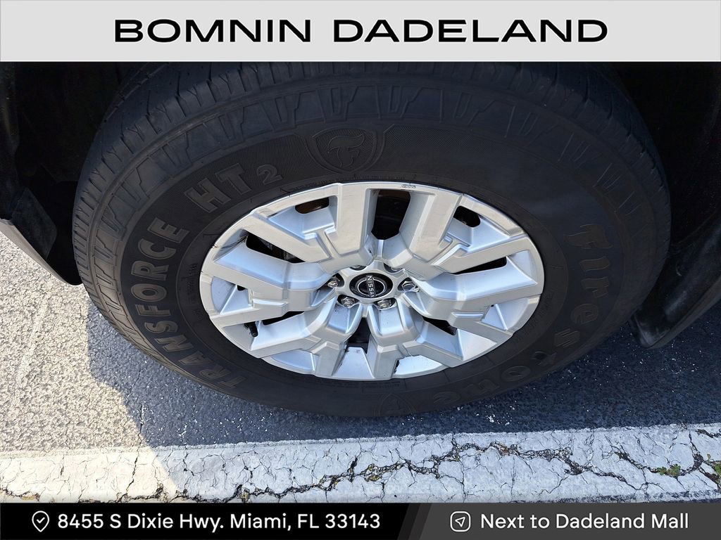 Used 2022 Nissan Frontier SV image 11