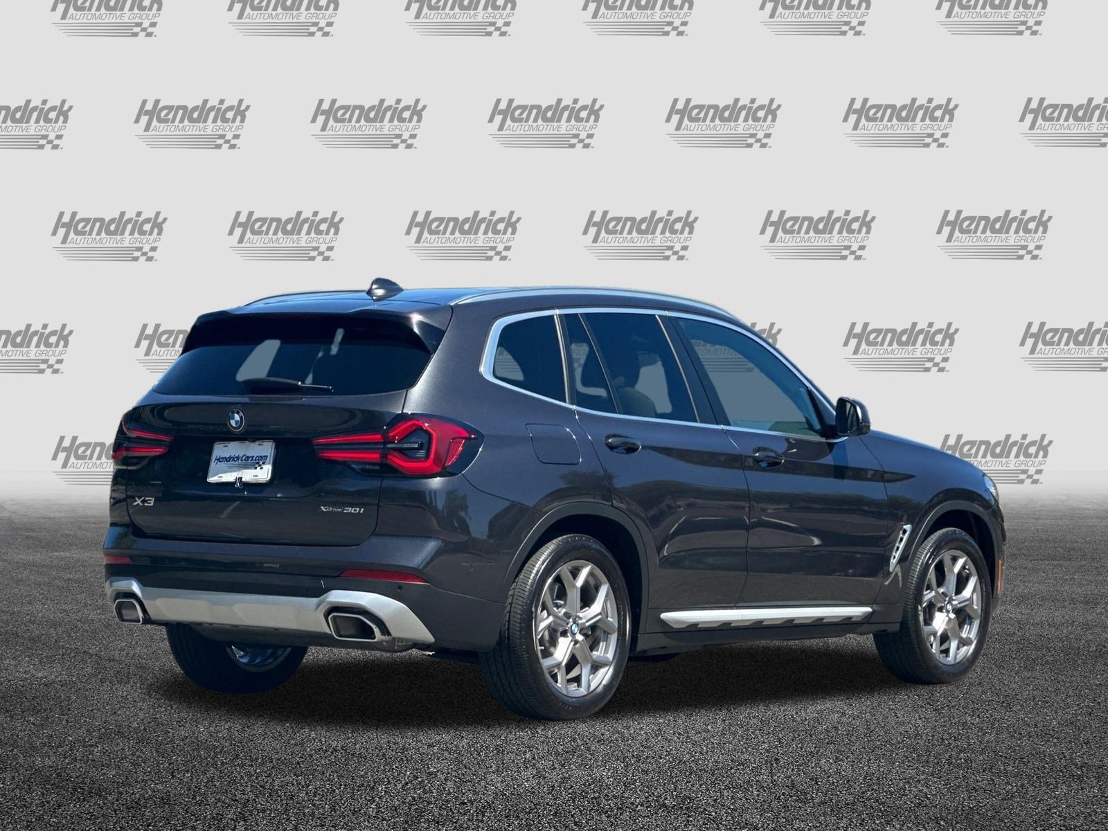 Used 2024 BMW X3 xDrive30i w/ Premium Package AWD/4WD image 5