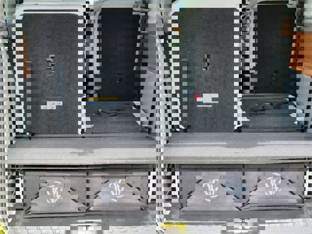 New 2025 Volkswagen ID. Buzz 1st Edition image 32