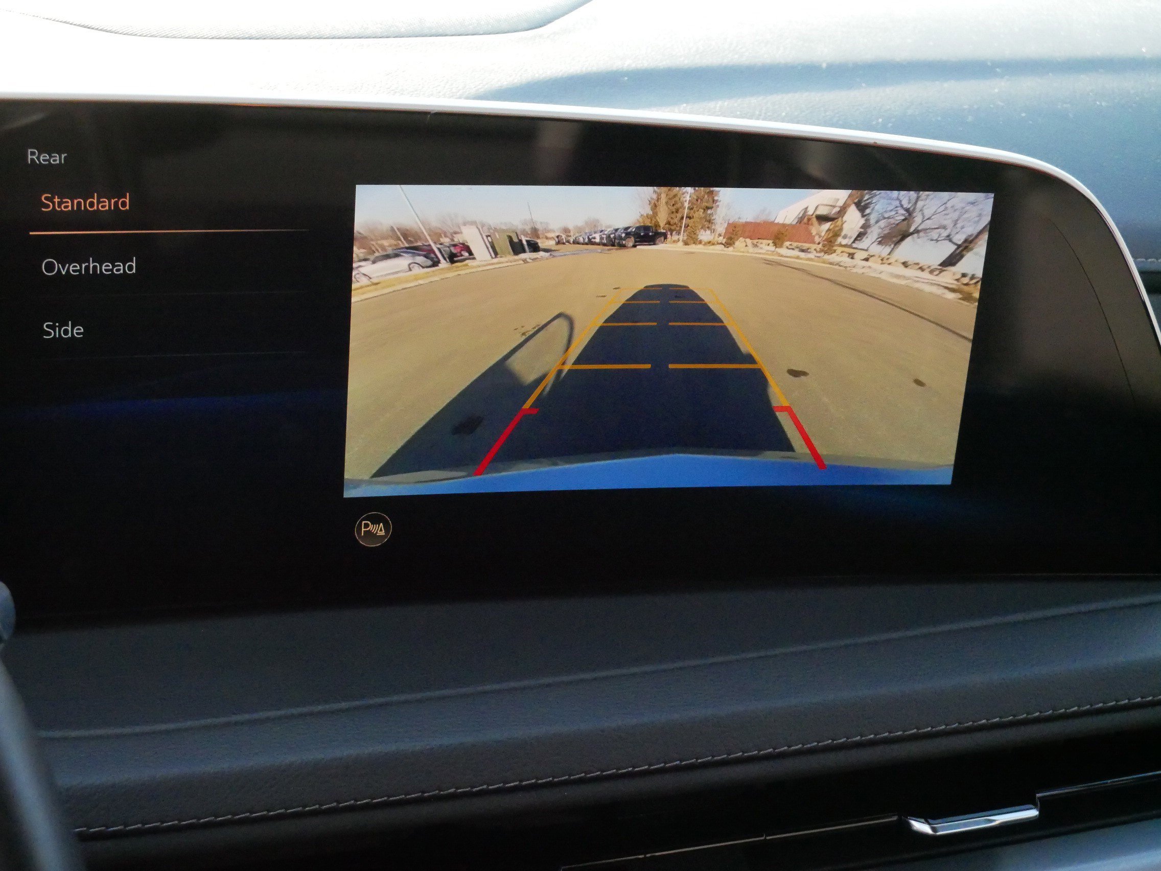 Used 2025 Cadillac XT4 Premium Luxury image 29