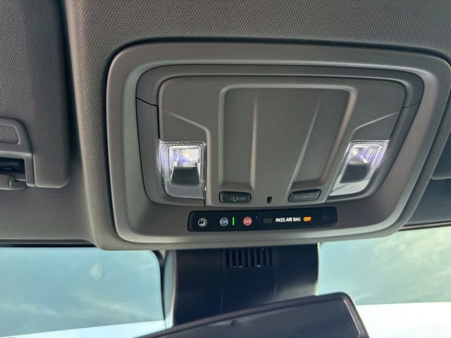 Used 2024 Chevrolet Silverado 2500 LTZ image 23