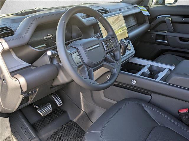 New 2026 Land Rover Defender 90 V8 AWD/4WD image 3