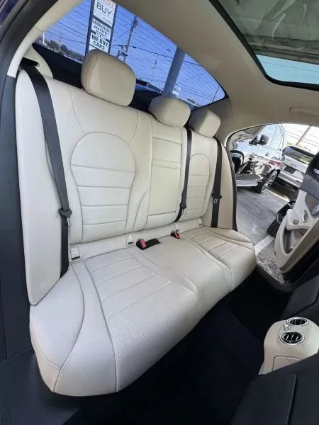 Used 2021 Mercedes-Benz C 300 Sedan image 22