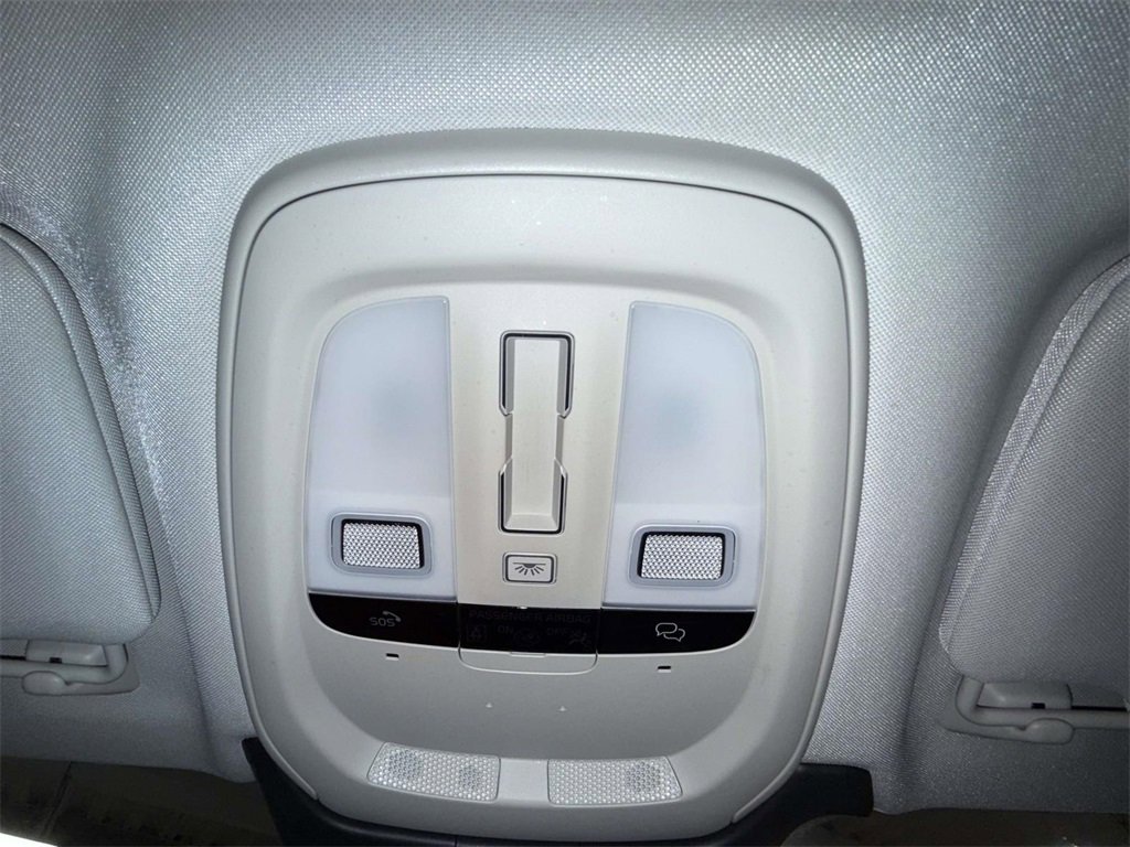 Used 2024 Volvo S90 B6 Ultimate w/ Protection Package Premier image 26