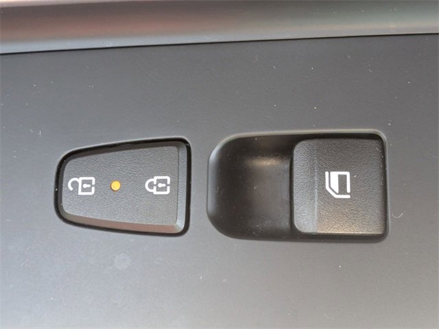 Used 2024 Hyundai Elantra Limited image 34