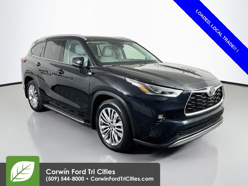 Used 2025 Toyota Highlander Platinum AWD/4WD 360° Tour