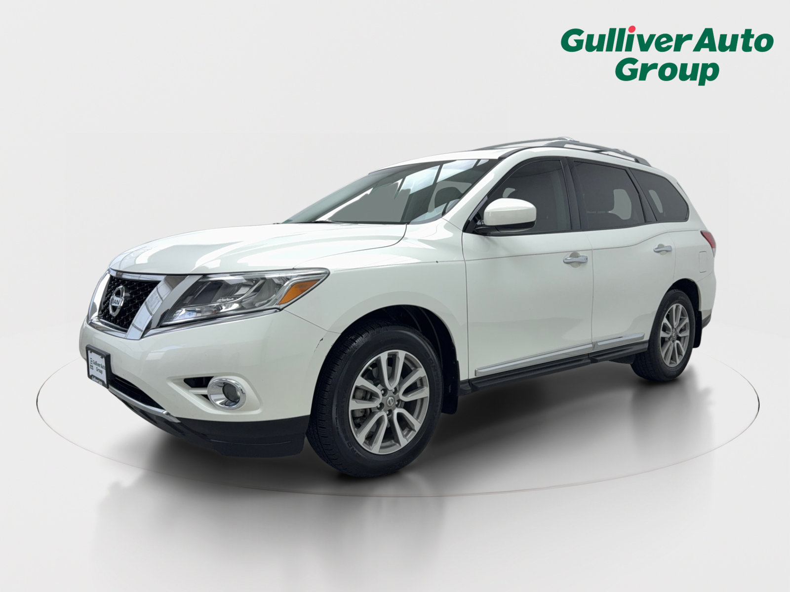 Used 2014 Nissan Pathfinder SL w/ SL Premium Package FWD image 2