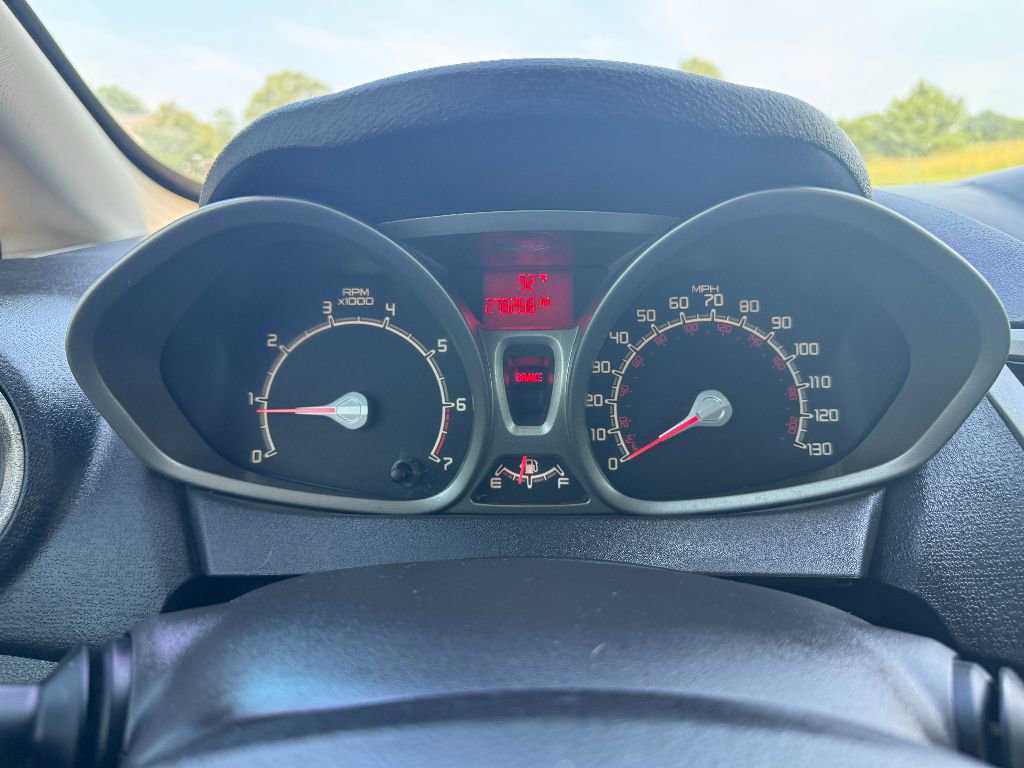 Used 2011 Ford Fiesta SE w/ 203A Rapid Spec Order Code image 25