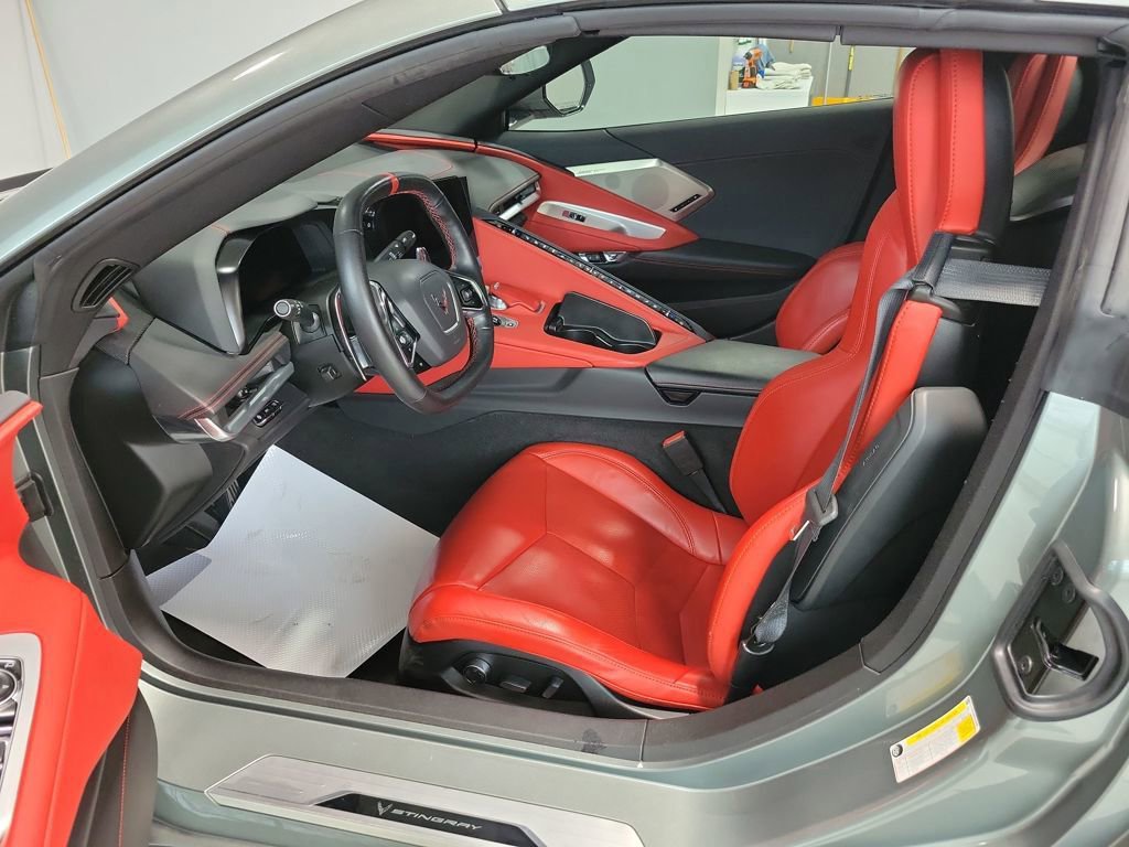 Used 2023 Chevrolet Corvette Stingray Preferred Conv w/ Z51 Performance Package image 2