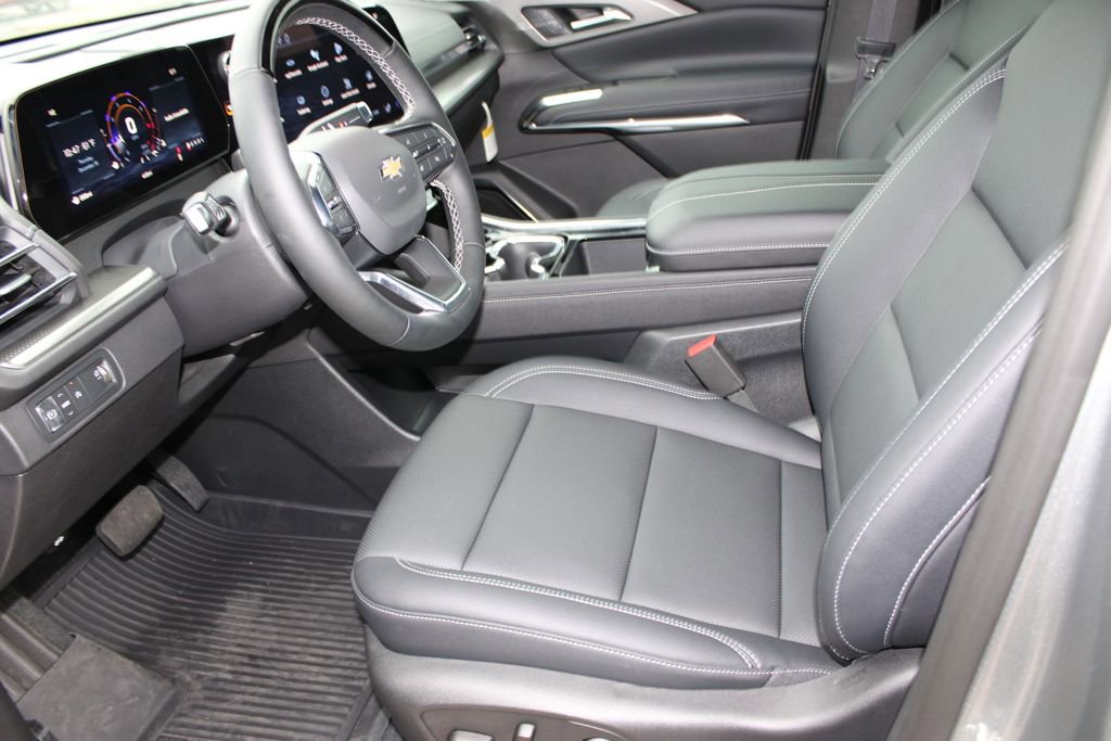 New 2026 Chevrolet Traverse LT w/ Enhanced Driving Package image 12