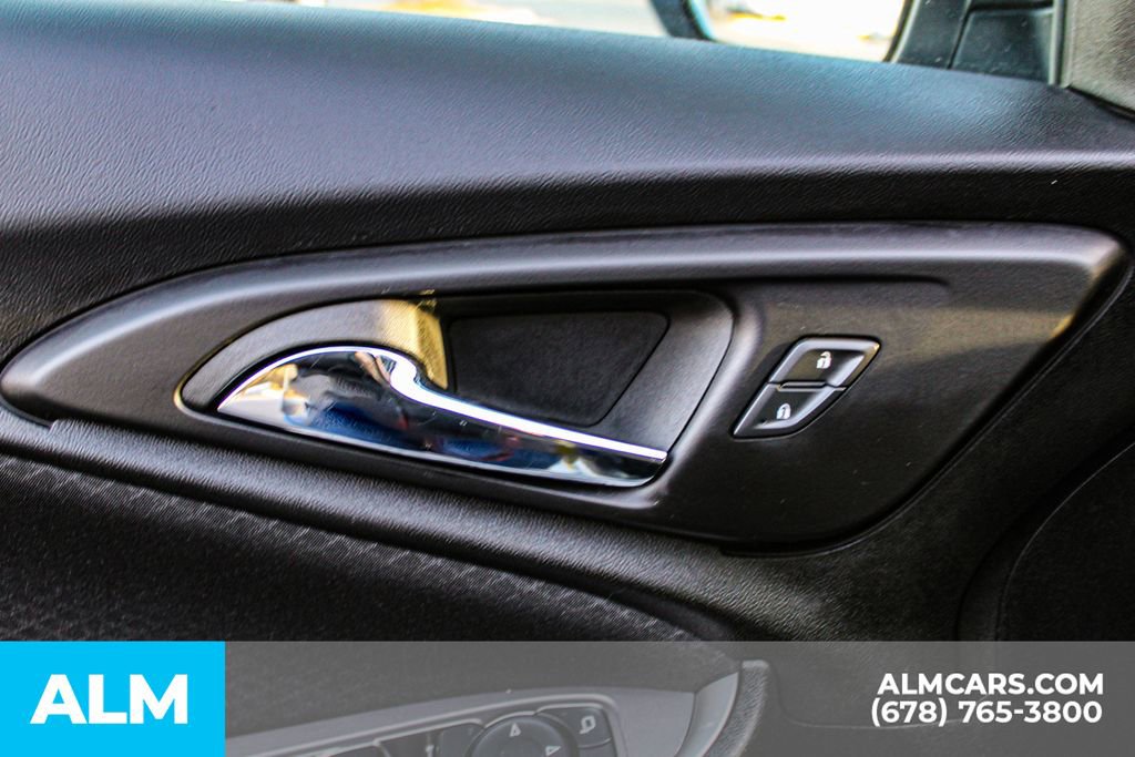 Used 2024 Chevrolet Malibu LT FWD image 38