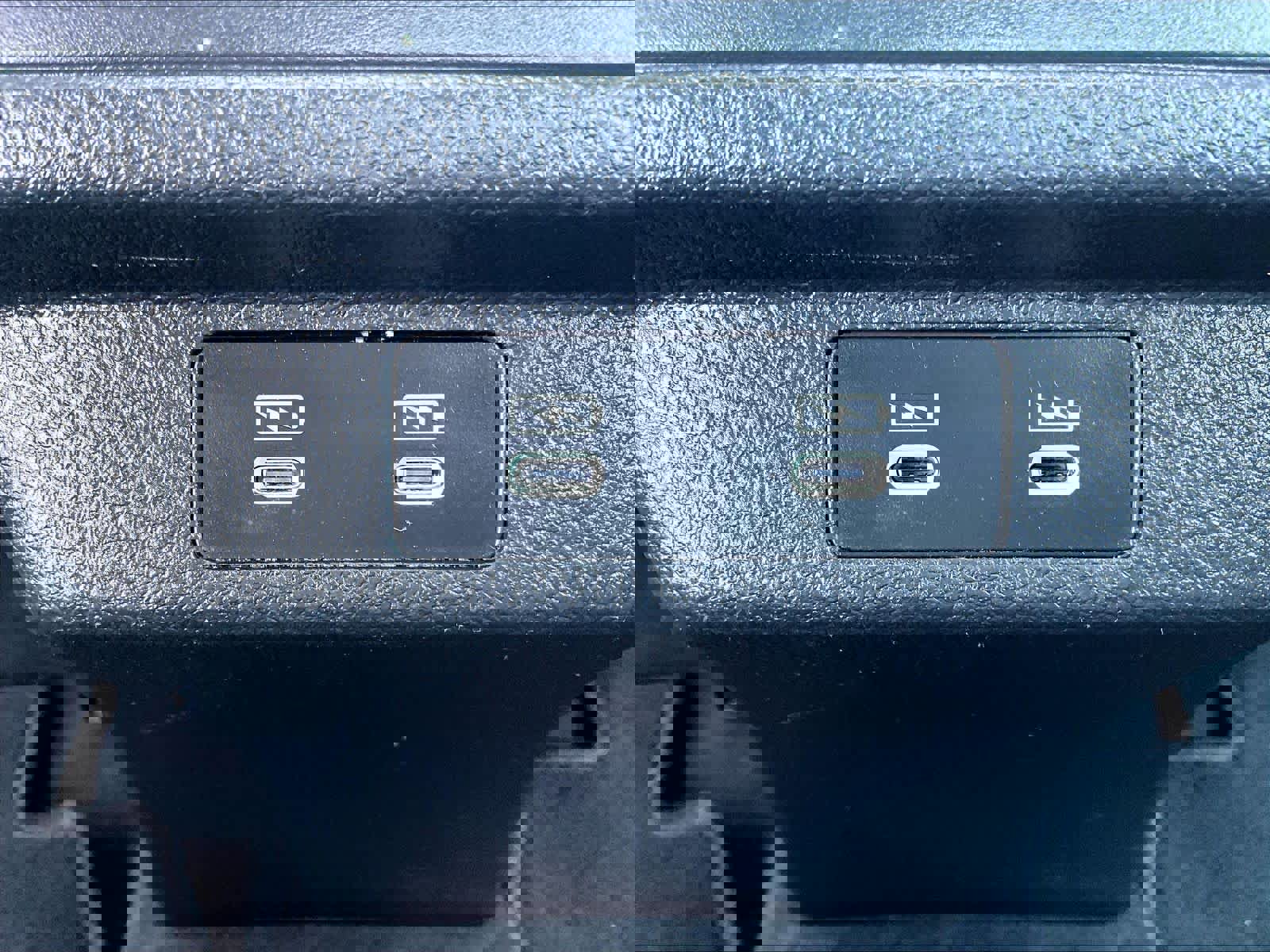 Used 2023 Honda Accord EX-L image 27