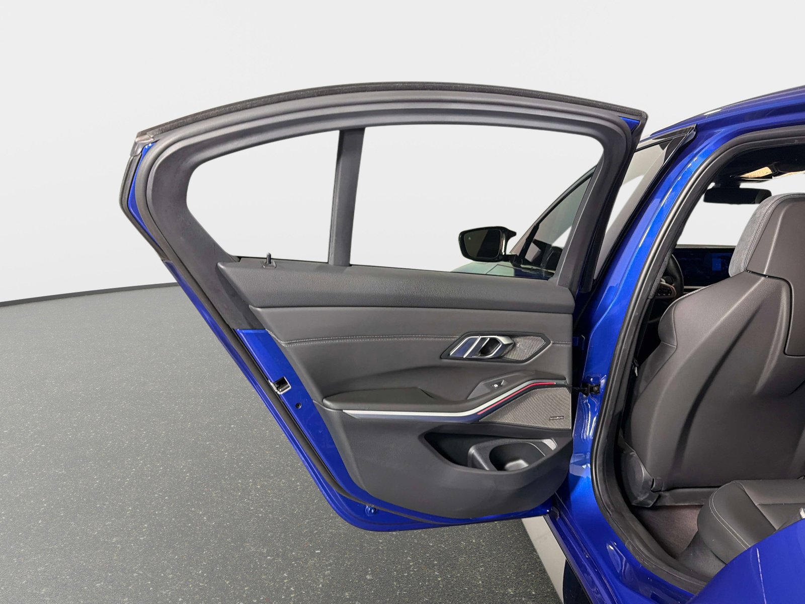 Used 2023 BMW M3 Competition AWD/4WD image 31