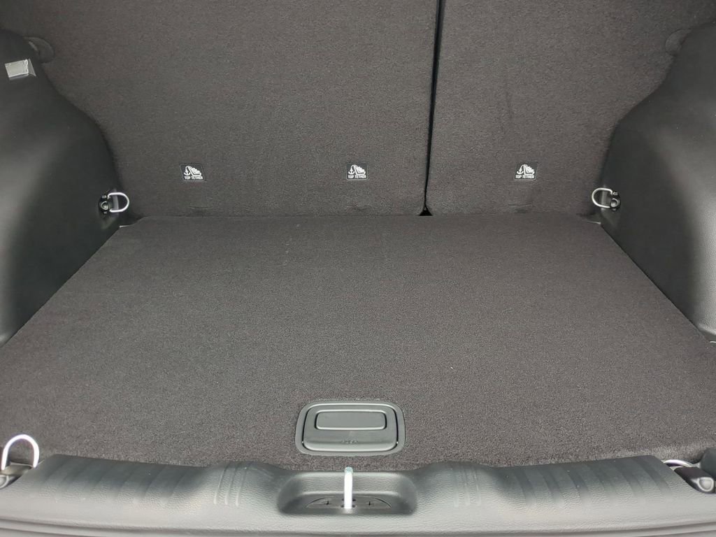 New 2026 Jeep Compass Limited image 13