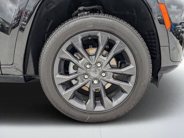 New 2026 Jeep Grand Cherokee Limited AWD/4WD image 10