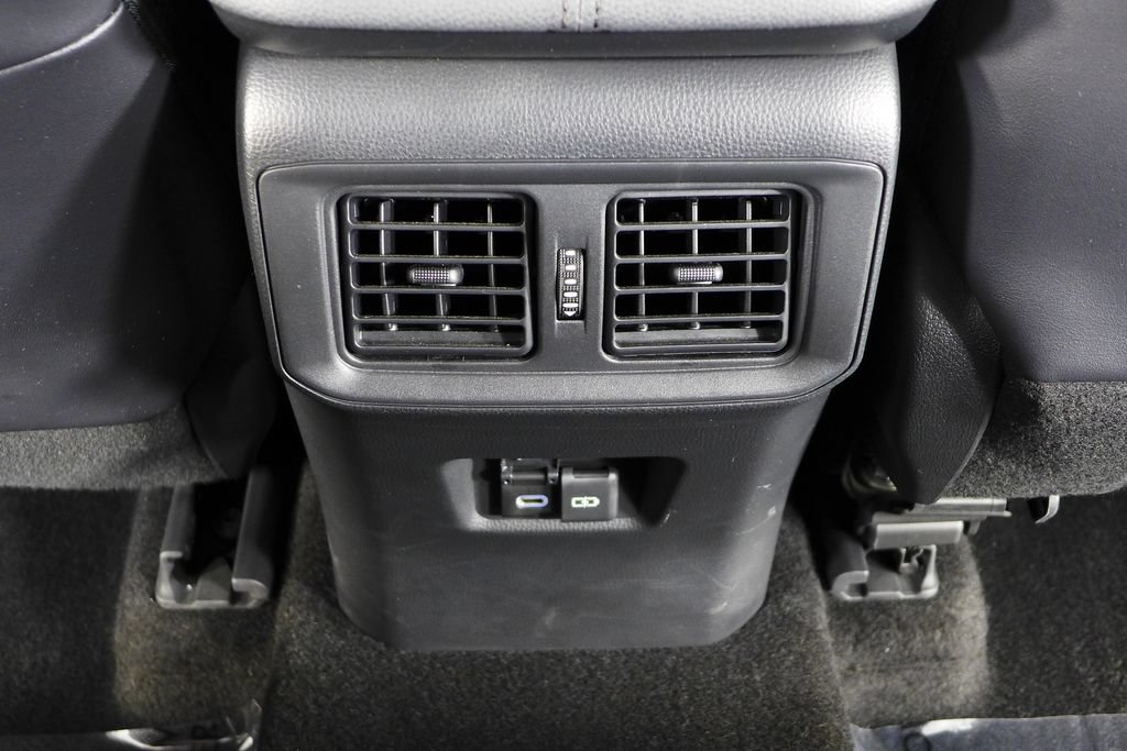 Used 2023 Toyota RAV4 Limited AWD/4WD image 24