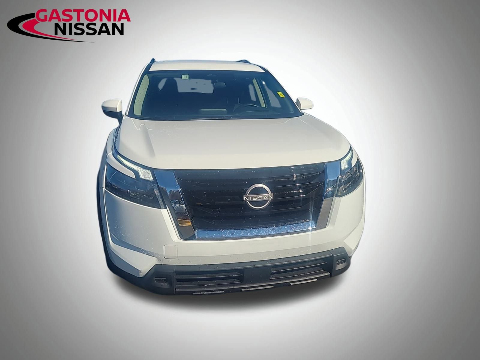 Used 2024 Nissan Pathfinder SV image 5