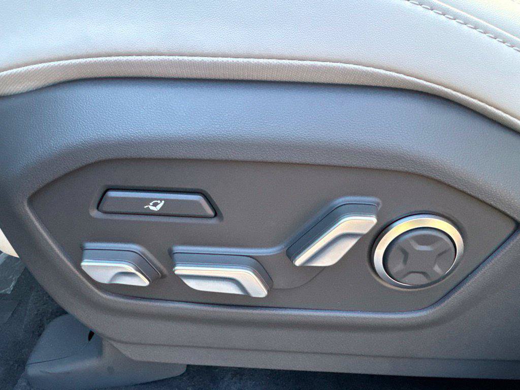 New 2027 Hyundai Santa Fe Calligraphy AWD/4WD image 10