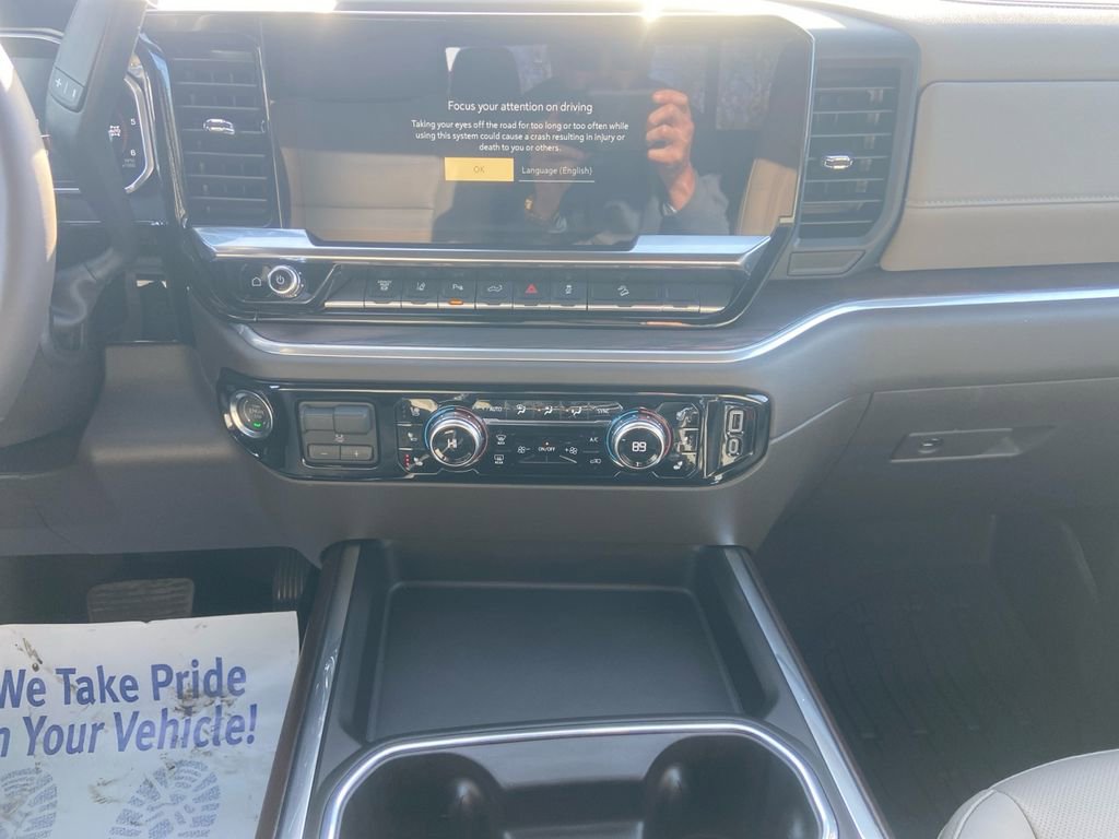 New 2026 GMC Sierra 2500 SLT w/ SLT Premium Package AWD/4WD image 11