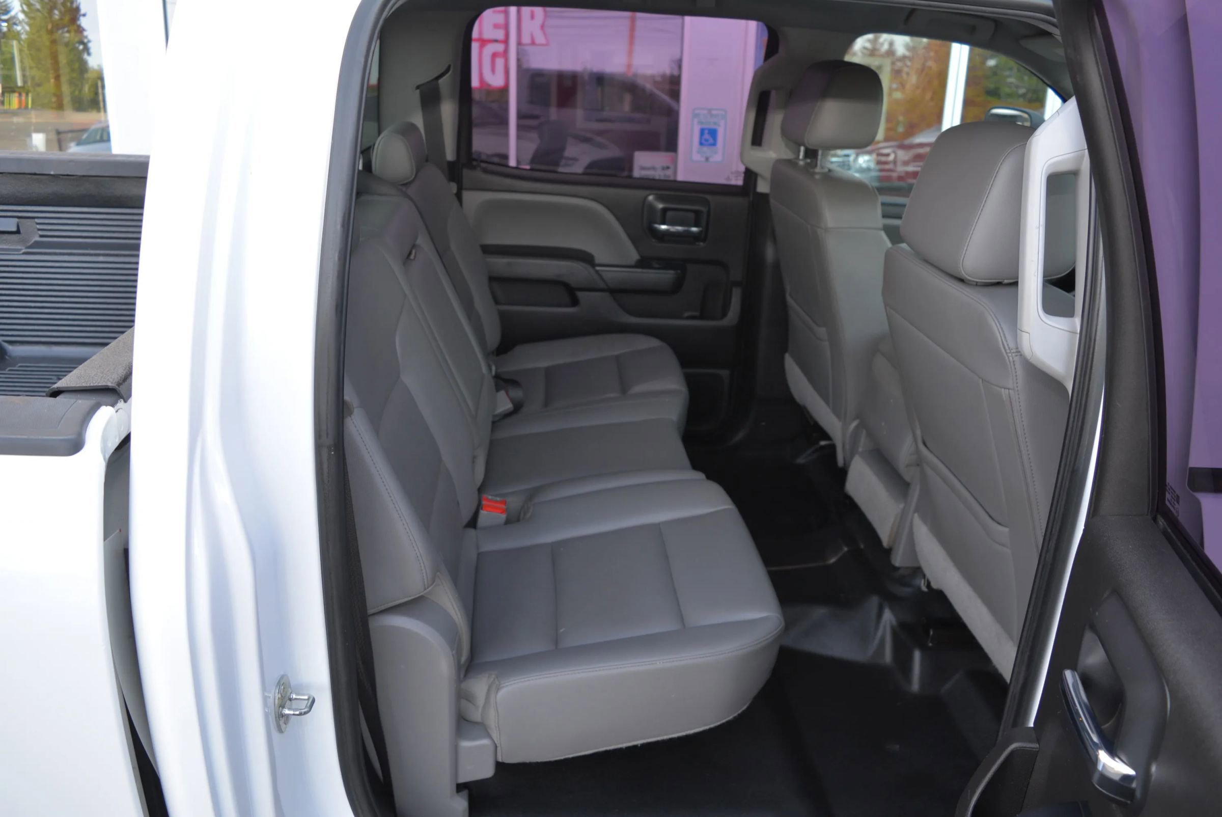 Used 2018 Chevrolet Silverado 2500 W/T image 17