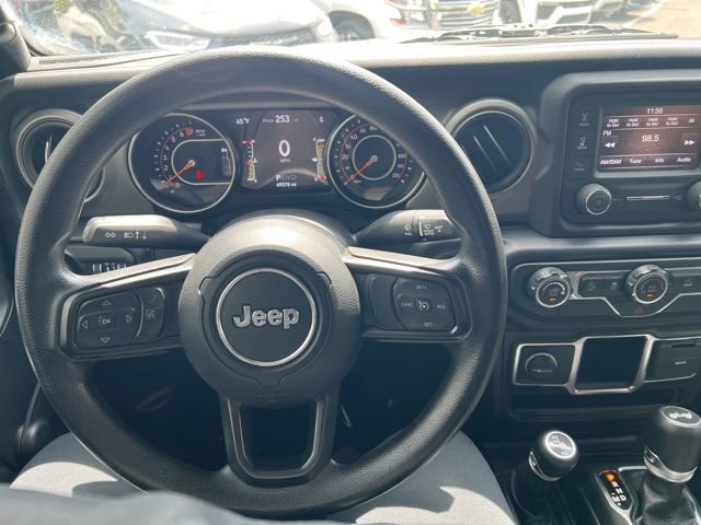 Used 2021 Jeep Wrangler Sport AWD/4WD image 18