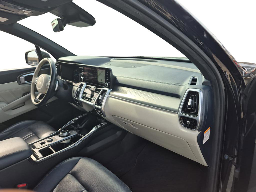 Used 2022 Kia Sorento SX Prestige image 28