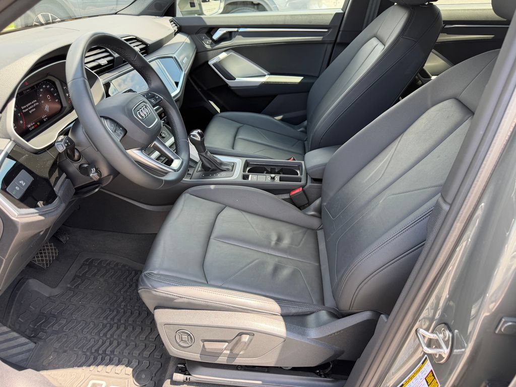 Certified 2023 Audi Q3 2.0T Premium Plus w/ Premium Plus Package AWD/4WD image 3