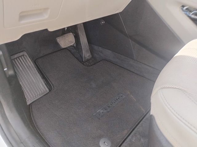 Used 2022 Kia Telluride EX w/ EX Premium Package image 6