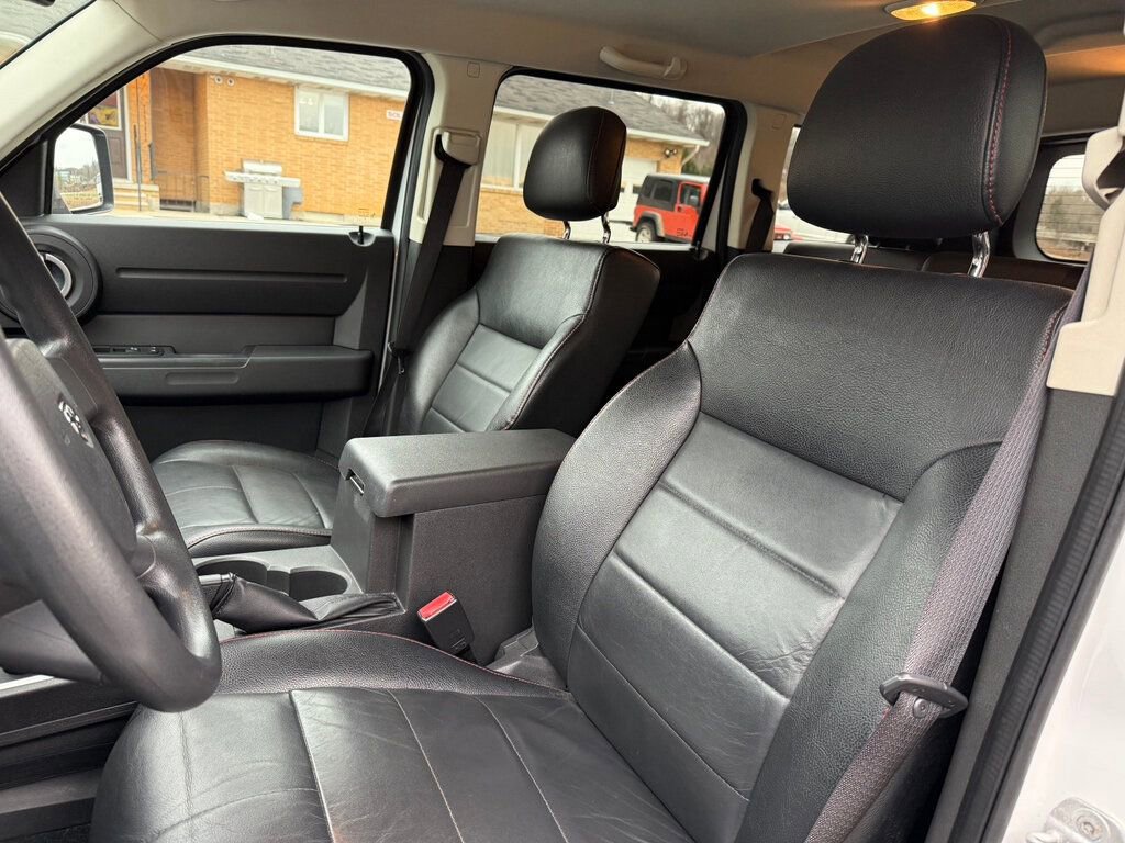 Used 2011 Dodge Nitro Heat image 18