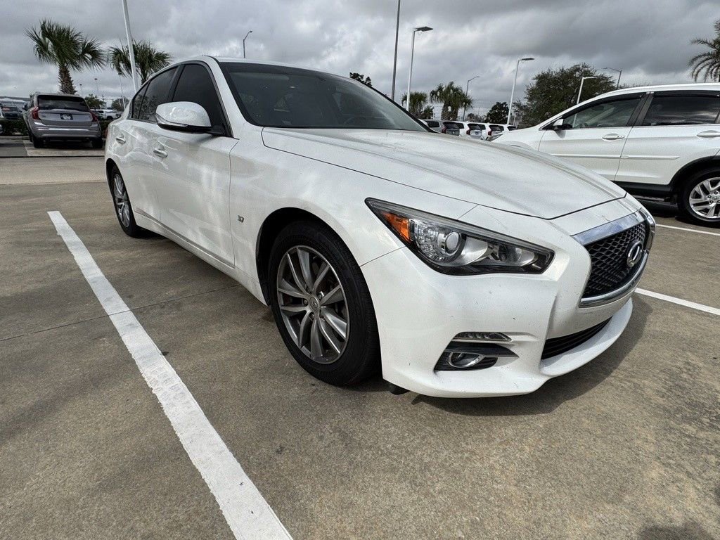 Used 2015 INFINITI Q50 Premium w/ Navigation Package image 2
