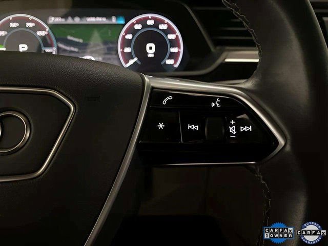 Used 2024 Audi Q8 e-tron Premium image 29